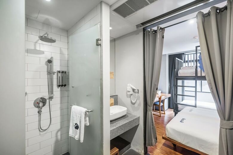 Hotel Kokotel Bangkok Surawong