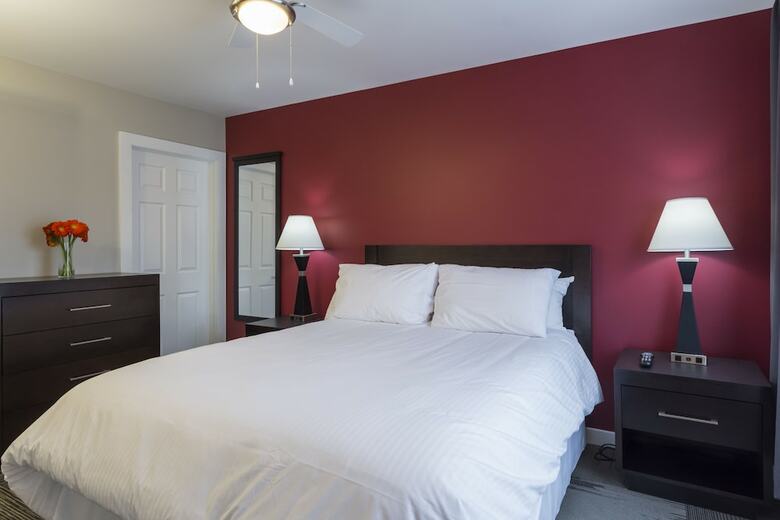 Homeport Apartment Hotel