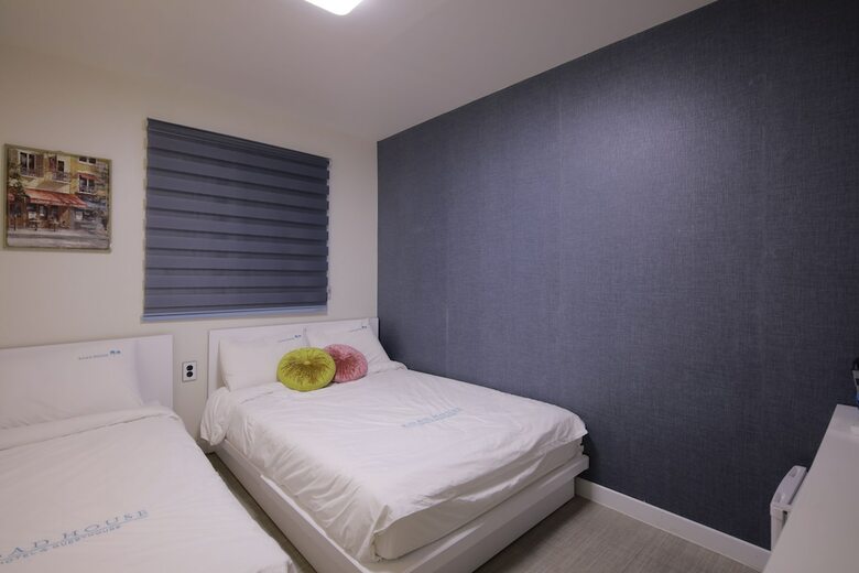 Hotel Road House Myeongdong
