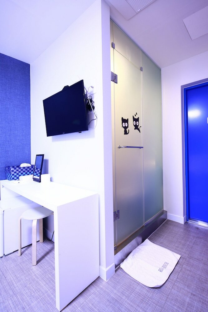Hotel Road House Myeongdong
