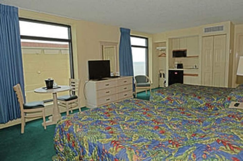 Beach Colony Resort By Elliott Beach Rentals