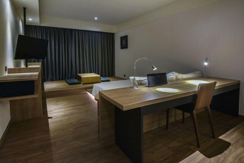 Hotel Just Sleep Kaohsiung Station