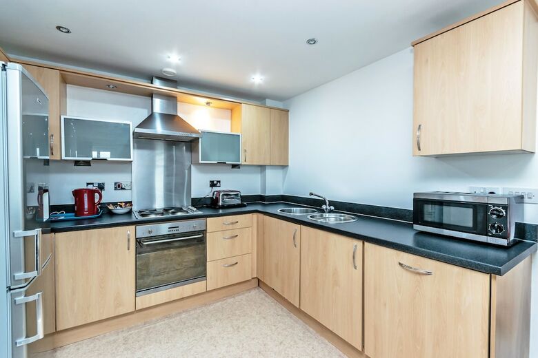 Racecourse Serviced Apartments