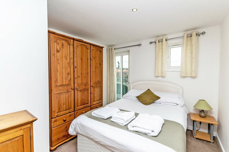 Racecourse Serviced Apartments