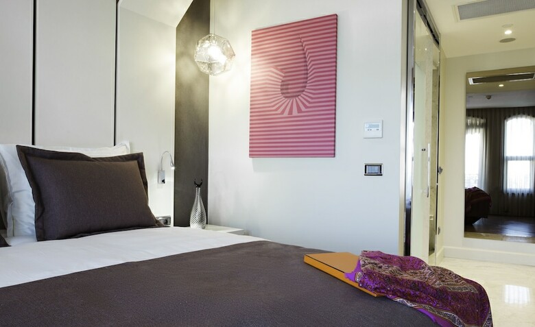 Maroon Hotel Pera
