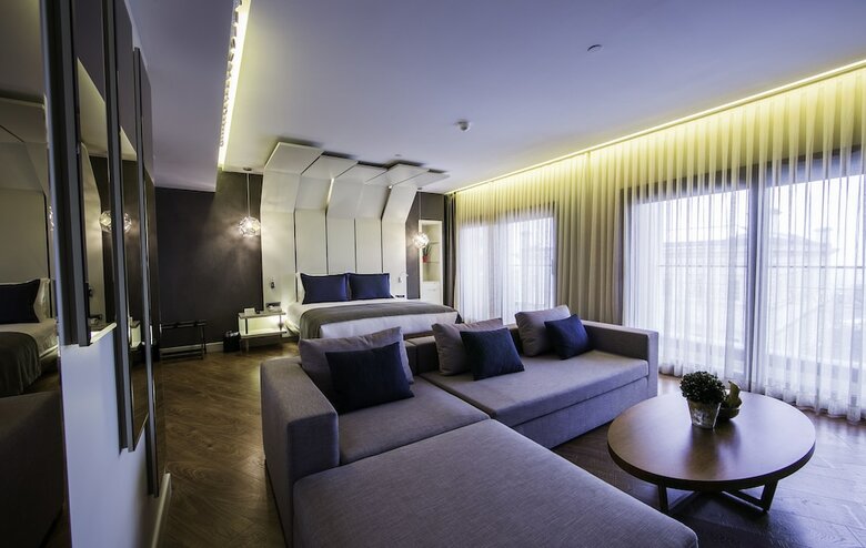 Maroon Hotel Pera