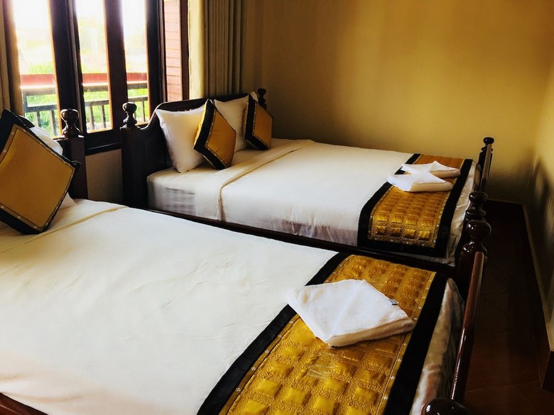 Mountain View Riverside Boutique Hotel
