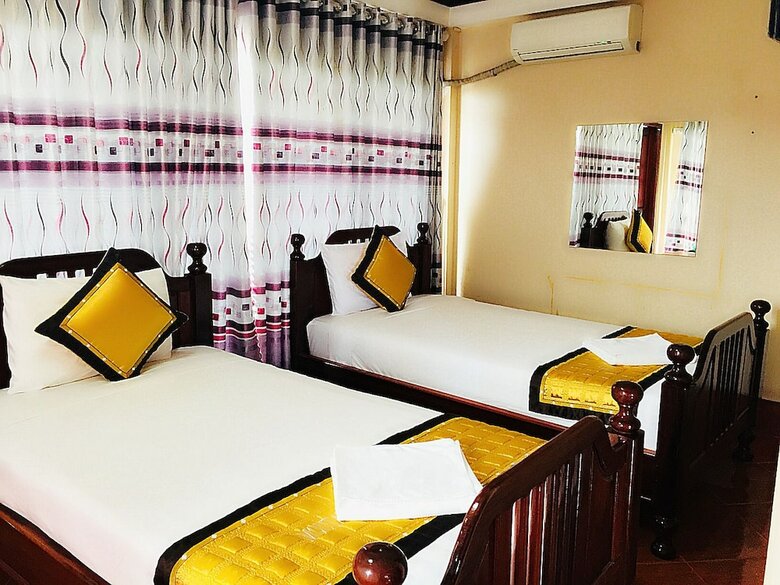 Mountain View Riverside Boutique Hotel
