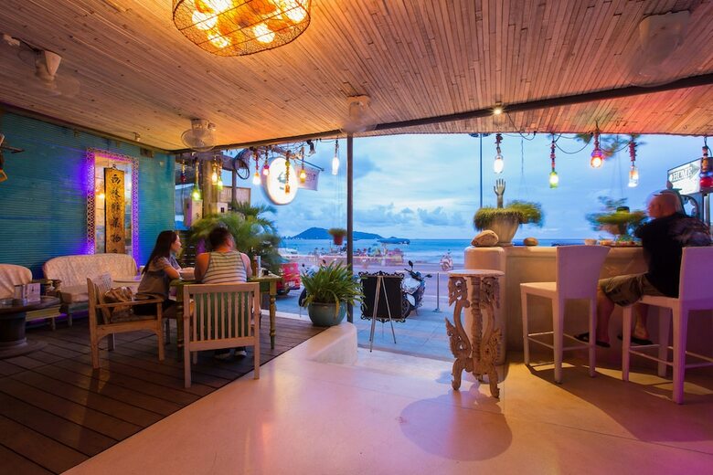Aparthotel Barefoot Hotel Kalim Beach Front