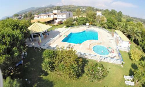Golden Beach Hotel