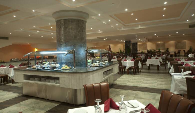 Amc Royal Hotel & Spa