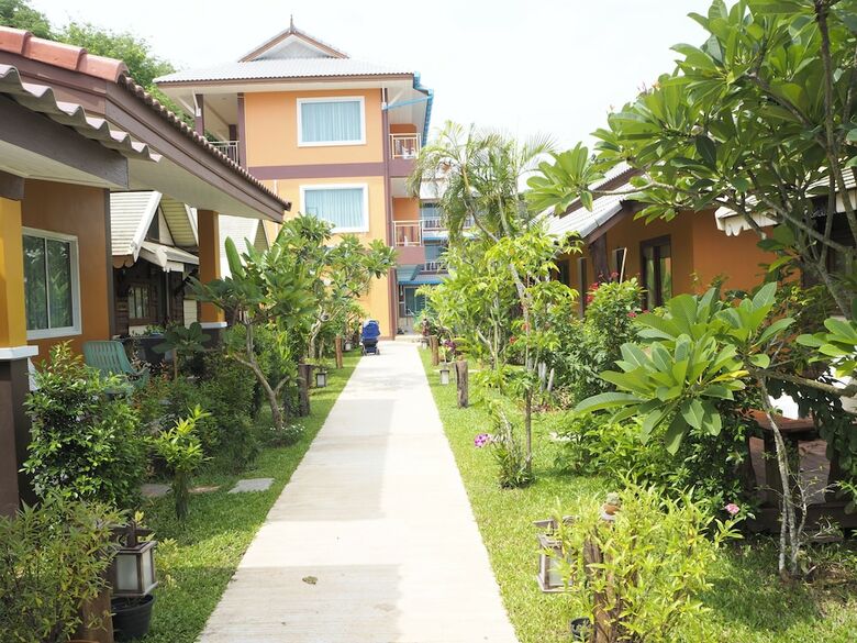 Hotel Lanta Fevrier Resort