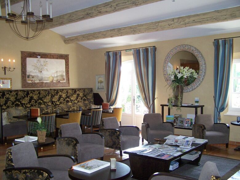 Hotel Mas De L Oulivie