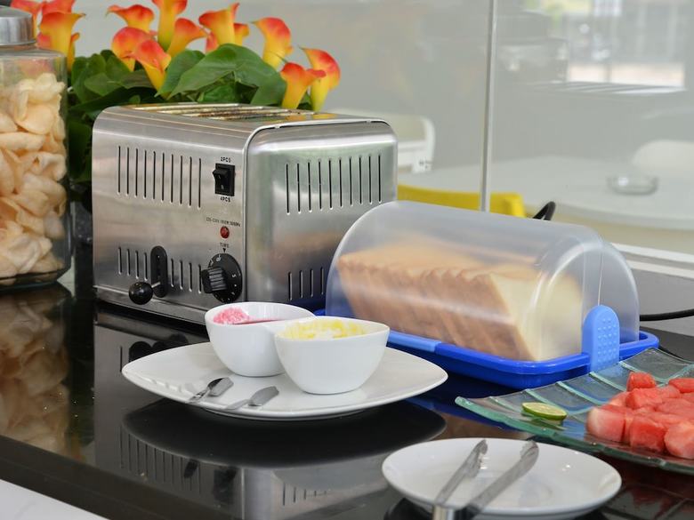 Everyday Smart Hotel Mayestik