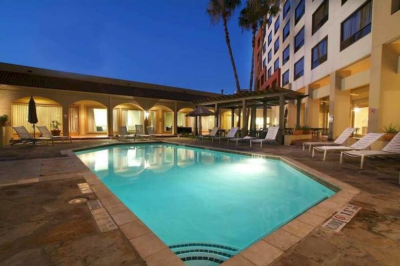 Hotel Doubletree By Hilton San Antonio Downtown