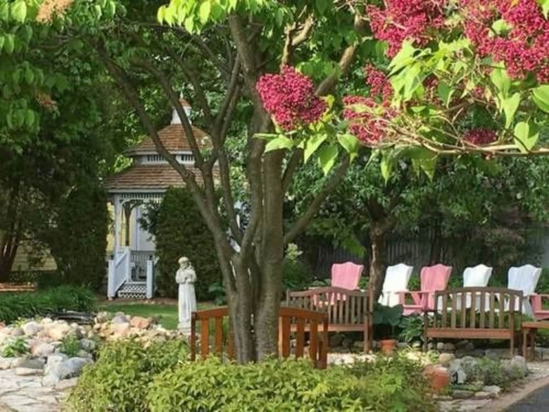 Bed & Breakfast White Lace Inn
