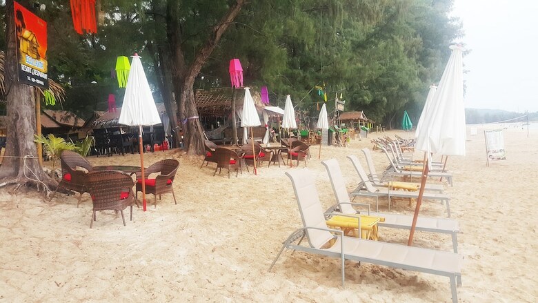 Hotel Eco Lanta Hideaway Beach Resort