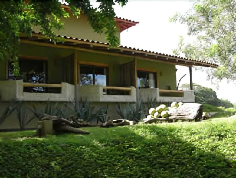 Hotel Casa Caletas