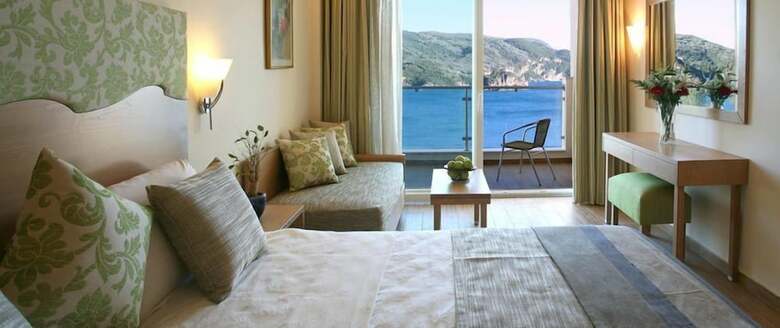 Hotel Akrotiri Beach