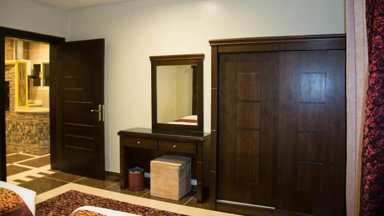Aparthotel La Fontaine Janesta Suites