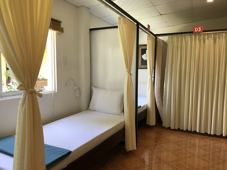 Bed & Breakfast Tropical Garden Homestay