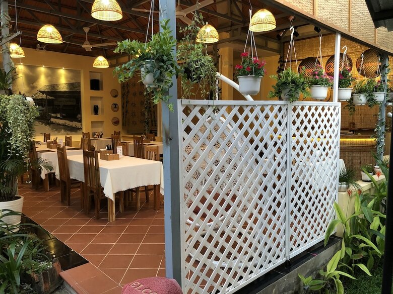 Bed & Breakfast Tropical Garden Homestay