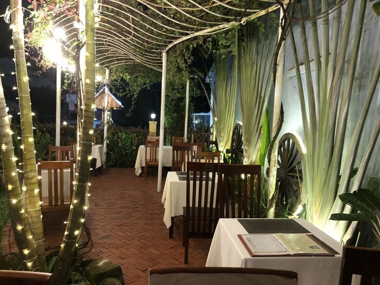 Bed & Breakfast Tropical Garden Homestay