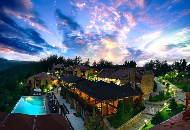 Hotel Aurora Resort & Spa