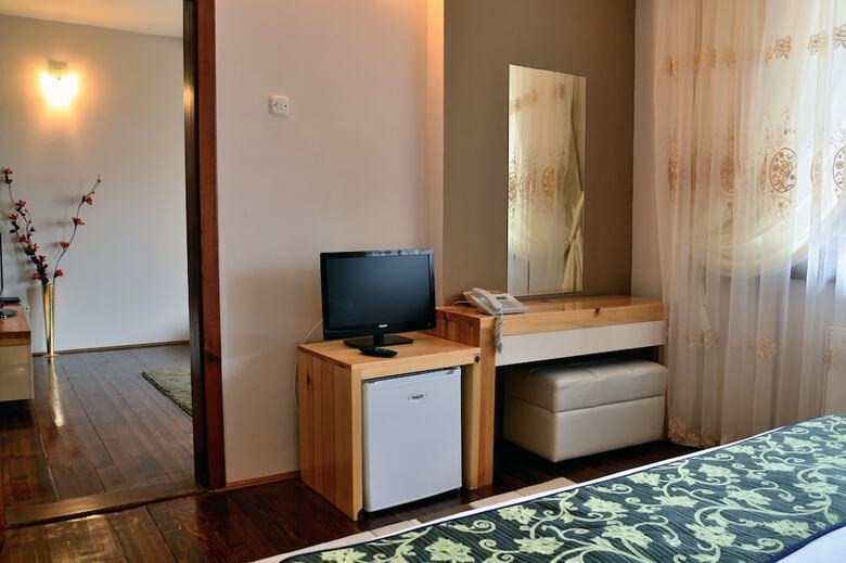 Hotel Aurora Resort & Spa