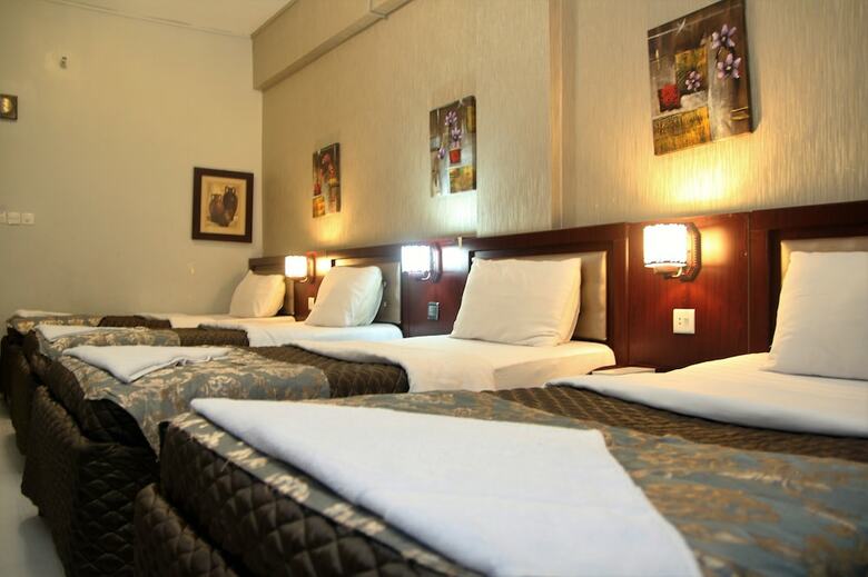 Al Sabkha Hotel