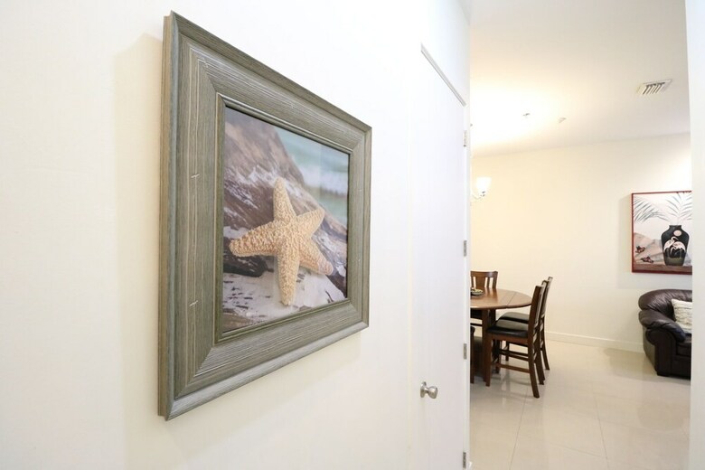 La Isla Condominiums By Cheap Getaway