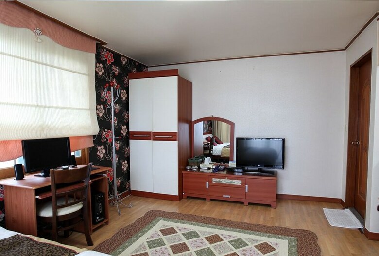 Hotel Hera's Castle