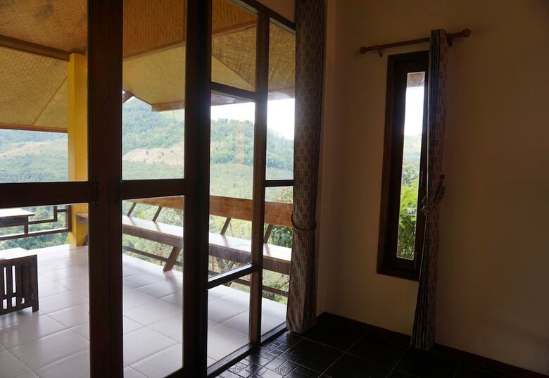 Hotel Maesalong Mountain Home