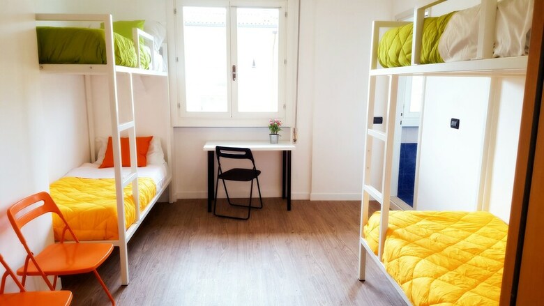 Hostal Lake Garda Hostel