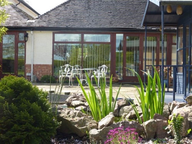 Orchard Side Bed And Breakfast