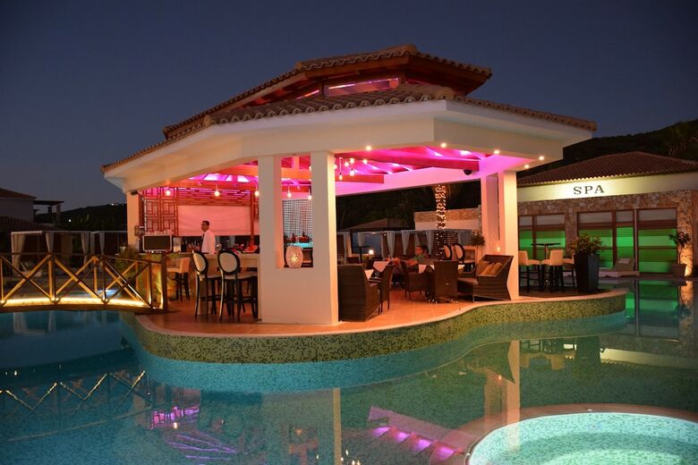 Hotel Olympia Golden Beach & Spa
