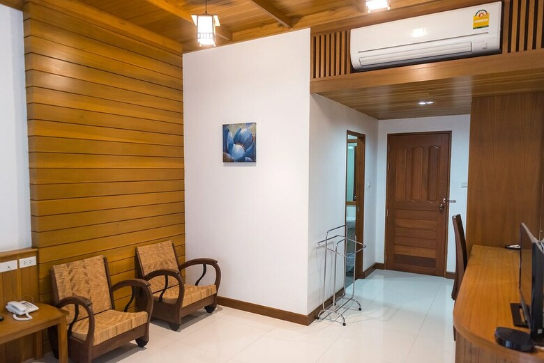 Hotel Tree Home Plus Home Stay