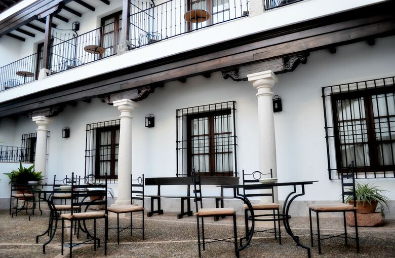 Hospedium Hotel Retiro Del Maestre