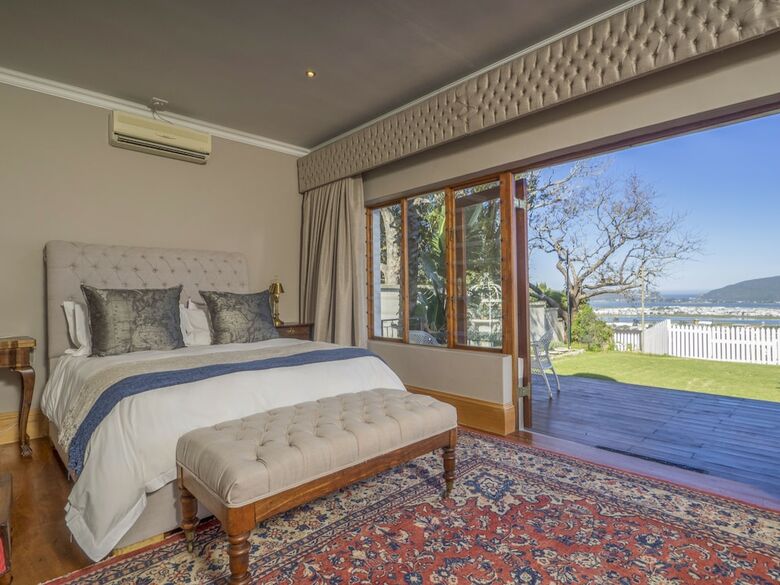 Madison Manor Boutique Hotel