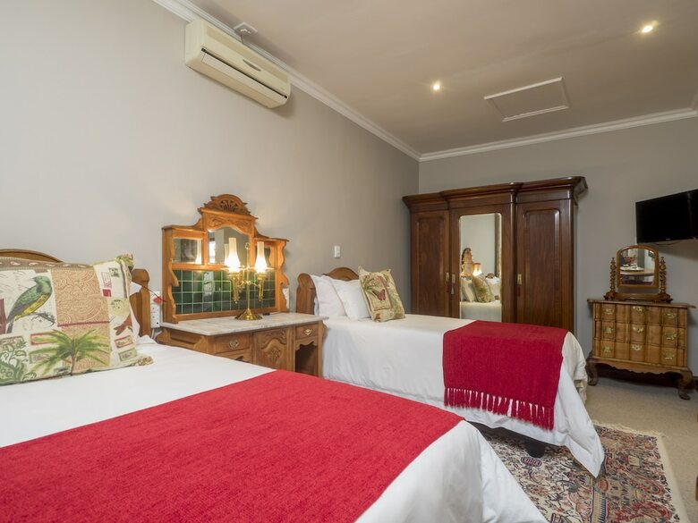 Madison Manor Boutique Hotel