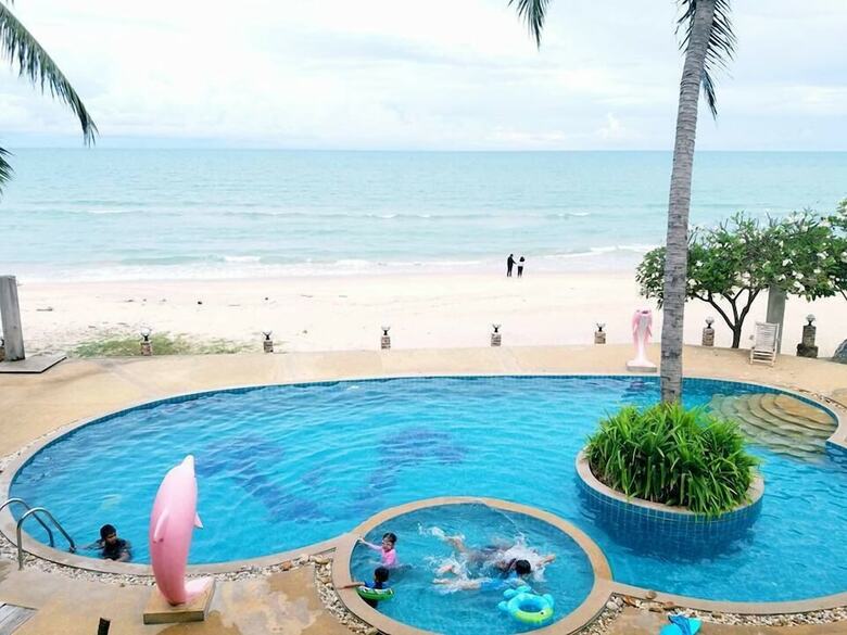 Hotel Talkoo Beach Resort Khanom
