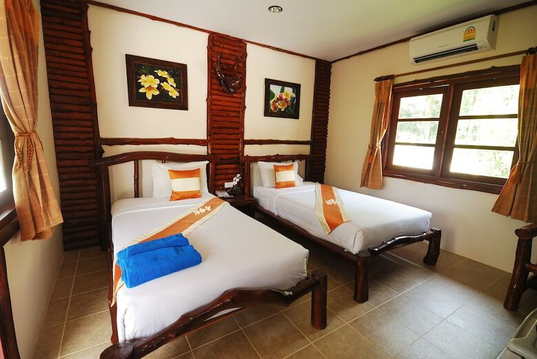 Hotel Talkoo Beach Resort Khanom