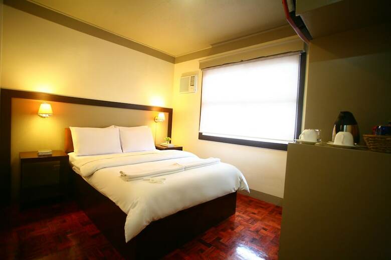 Hotel Baguio Holiday Villas