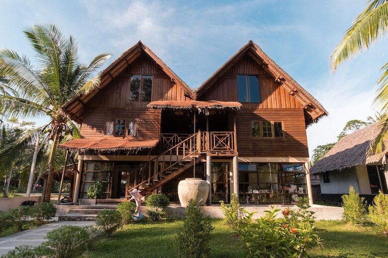 Hotel Leeloo Paradise Resort