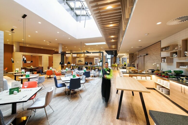 Hotel Holiday Inn Frankfurt Airport