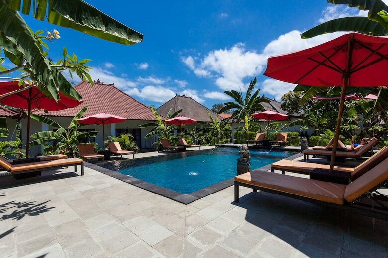 Hotel Naradas Mushroom Beach