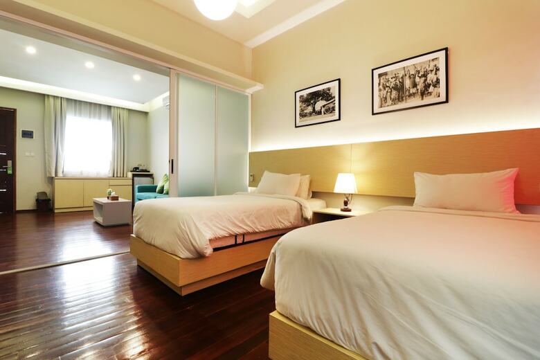 Hotel Pejaten Valley Residence
