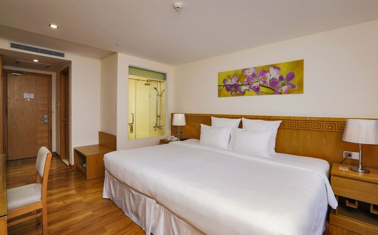 Rosaka Nha Trang Hotel