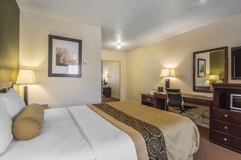 Posada Econo Lodge Inn & Suites