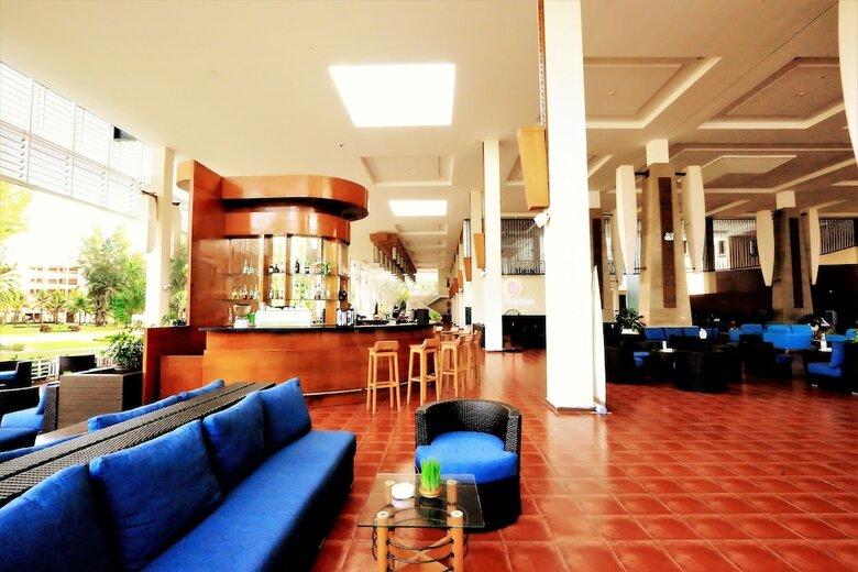Apartamento Centara Sandy Beach Resort Danang